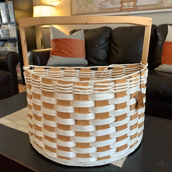 Vtg. Half moon woven wicker wooden farmhouse basket